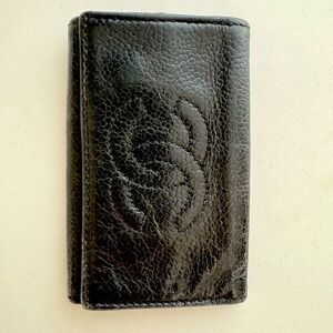 CHANEL 6 KEY CASE CAVIAR EUC